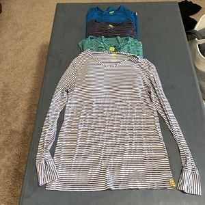 Wonderwink under scrub long sleeve shirts. All size small. Good condition